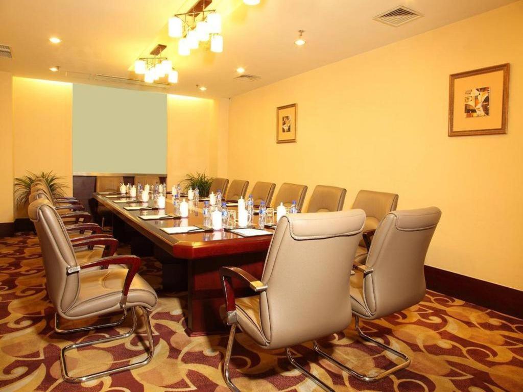 Beijing Hepingli Hotel Екстериор снимка
